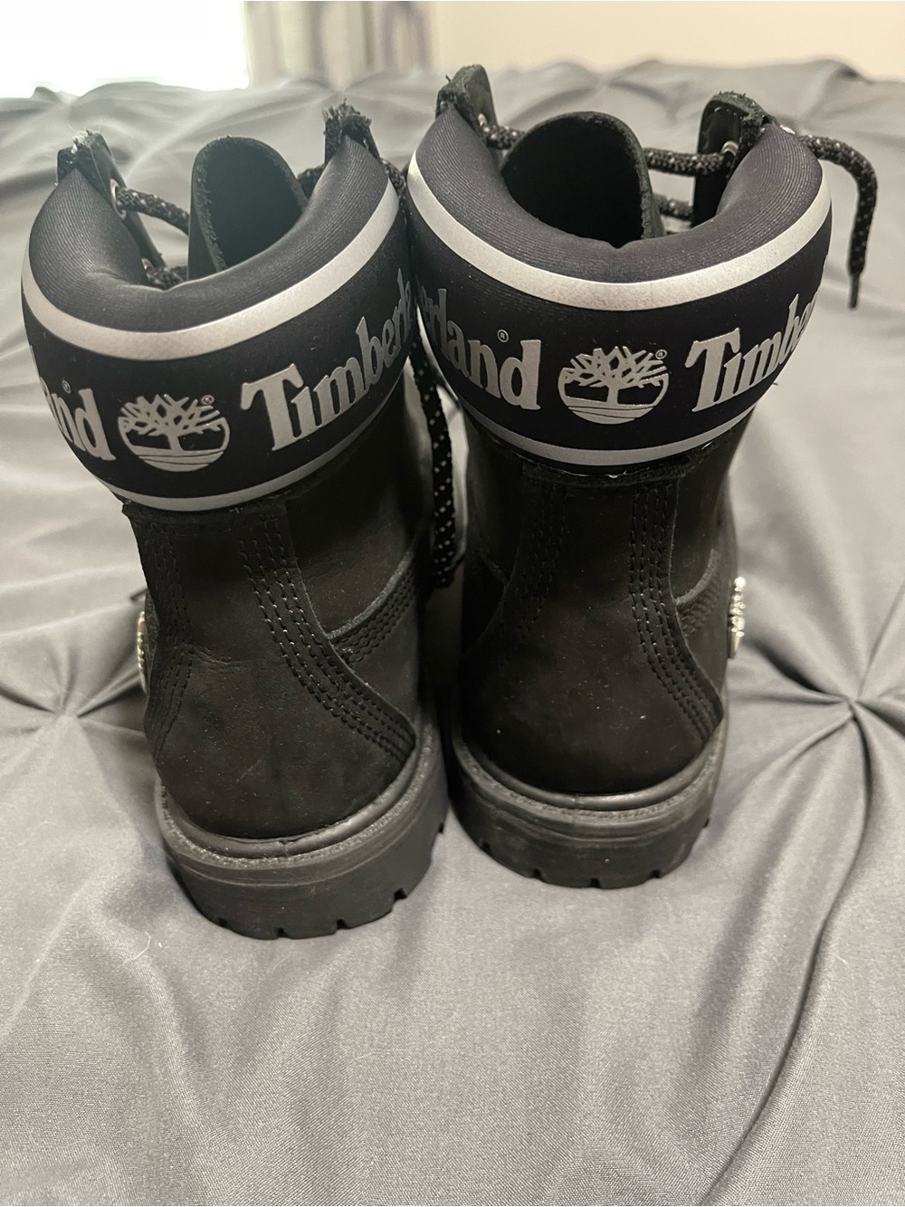 Timberland Black 6-Inch Lace-Up Boots NEVER WORN - Picture 8 of 9